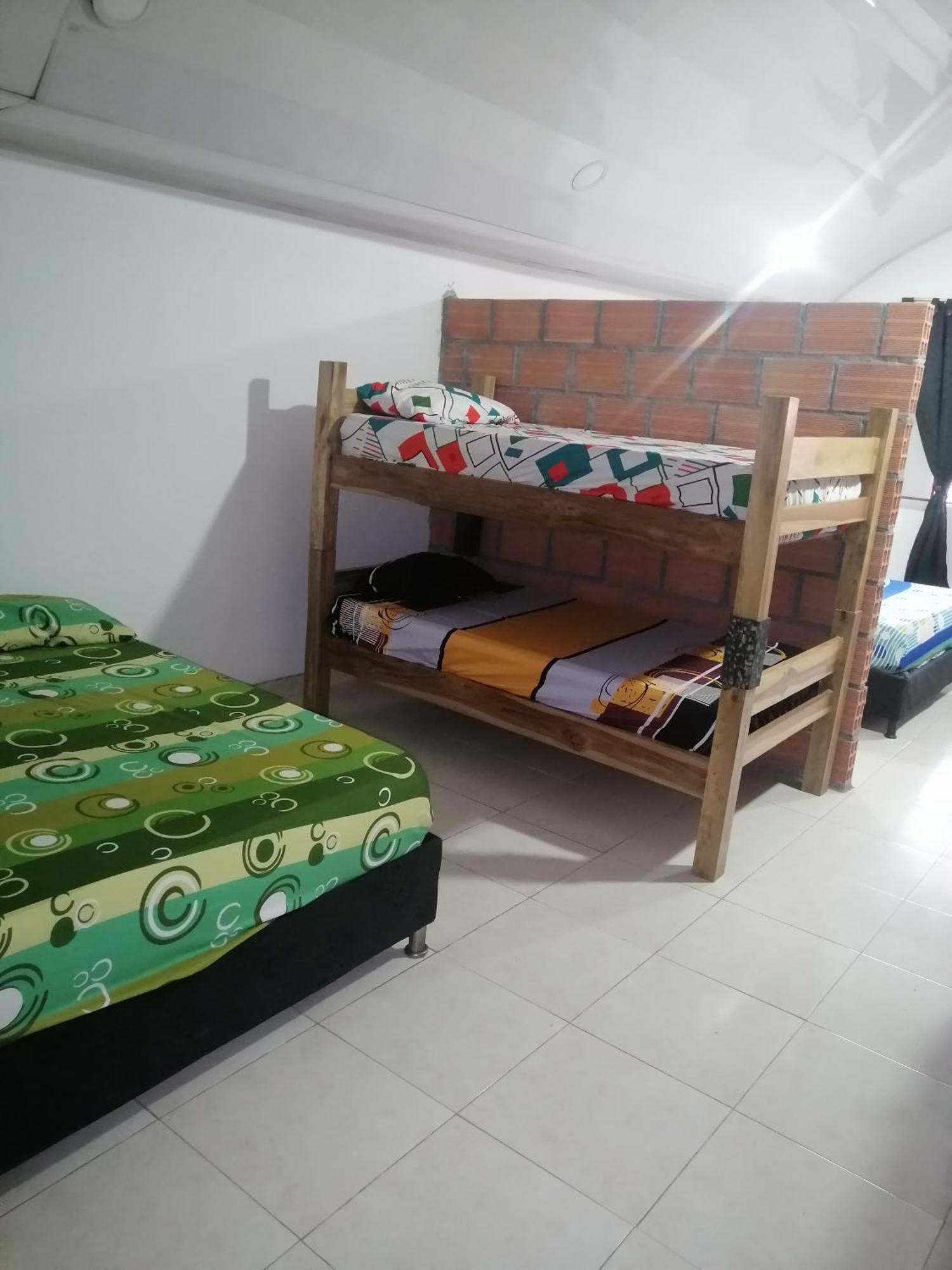 Hotel Low Cost La Dorada Ngoại thất bức ảnh